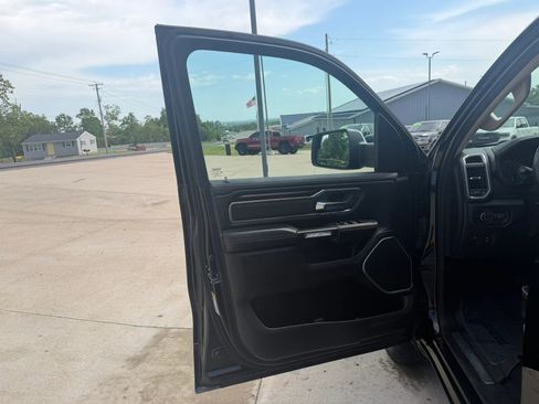 Used 2021 RAM 1500 Laramie AWD/4WD image 13