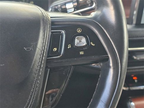 Used 2023 Lincoln Aviator Reserve w/ Equipment Group 201A image 28