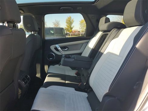 Used 2025 Land Rover Discovery Sport Dynamic SE image 13