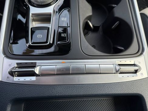 New 2026 Kia Carnival SX image 20