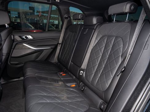 Used 2023 BMW X5 M50i w/ Climate Comfort Package image 7