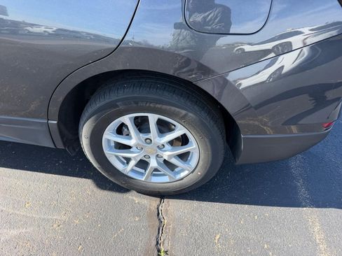 Used 2023 Chevrolet Equinox LT image 6