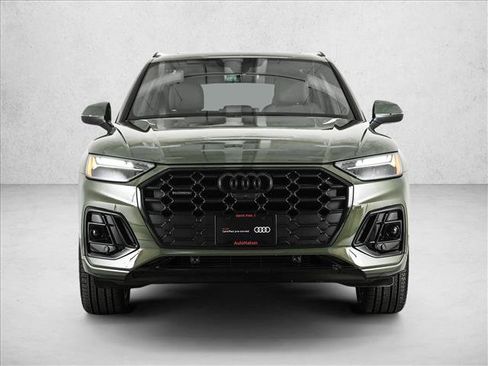 Used 2025 Audi Q5 2.0T Premium Plus w/ Premium Plus Package image 2