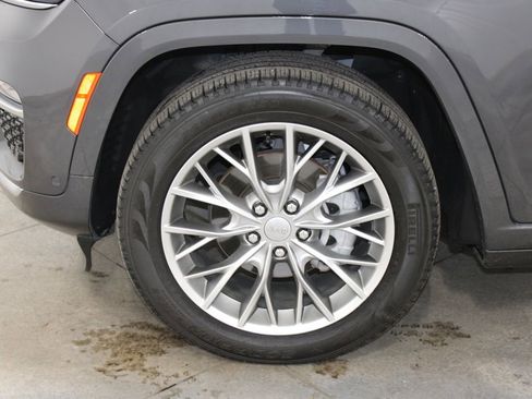 Used 2024 Jeep Grand Cherokee Summit image 59