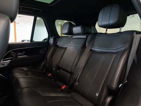Used 2024 Land Rover Range Rover SE AWD/4WD image 26