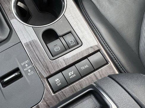 Used 2022 Toyota Highlander Platinum image 21