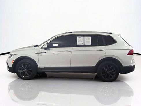Used 2022 Volkswagen Tiguan SE FWD image 8