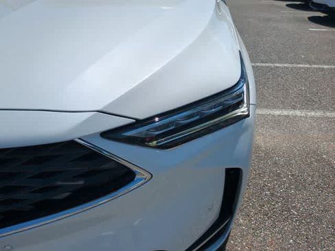 Certified 2025 Acura MDX FWD w/ Technology Package image 11