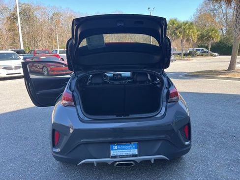 Used 2019 Hyundai Veloster 2.0 Premium image 6