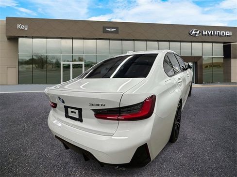 Used 2023 BMW 330i xDrive Sedan w/ M Sport Package image 6