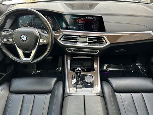 Used 2022 BMW X5 xDrive40i w/ Climate Comfort Package image 3