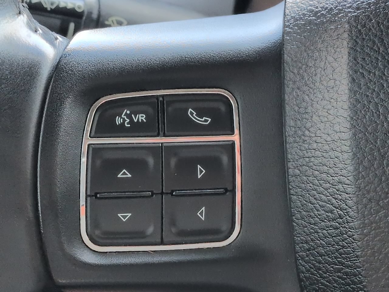 Used 2018 RAM 1500 Sport AWD/4WD image 23