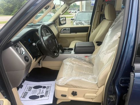 Used 2017 Ford Expedition XLT AWD/4WD image 11