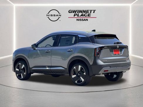 New 2026 Nissan Kicks SR w/ SR Premium Package FWD image 23
