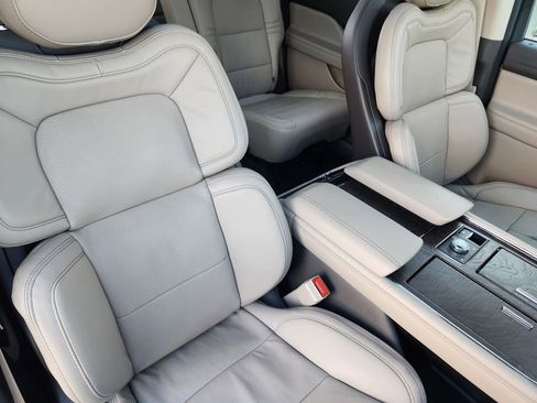 Used 2024 Lincoln Navigator L Reserve image 21