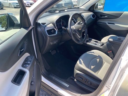 Used 2019 Chevrolet Equinox Premier image 4