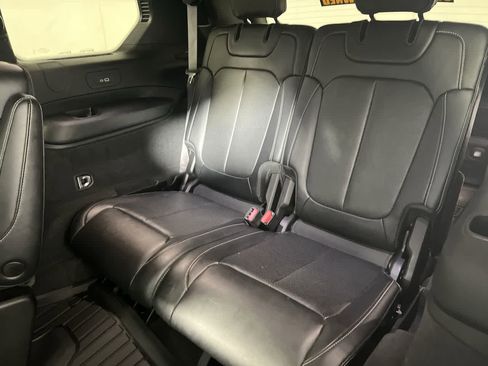 Used 2021 Jeep Grand Cherokee L Overland w/ Luxury Tech Group IV image 27