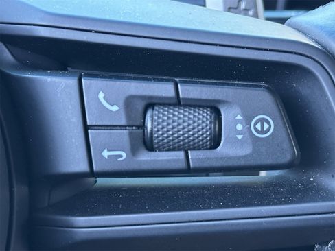 Certified 2024 Porsche Cayenne image 26