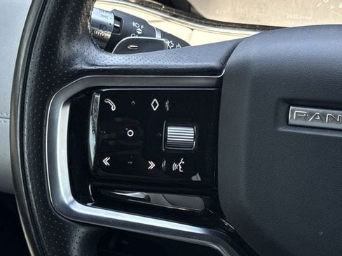 Used 2022 Land Rover Range Rover Evoque R-Dynamic SE AWD/4WD image 14