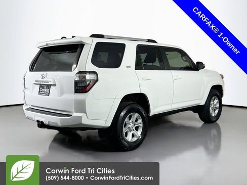 Used 2019 Toyota 4Runner SR5 Premium image 15