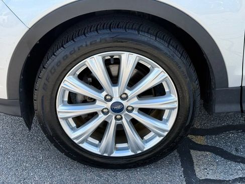 Used 2019 Ford Escape SEL AWD/4WD image 10
