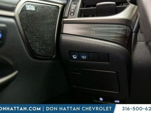 Used 2019 Lexus ES 350 Ultra Luxury image 15