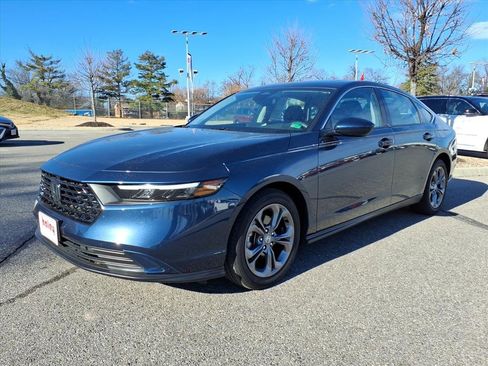 Used 2024 Honda Accord EX image 9