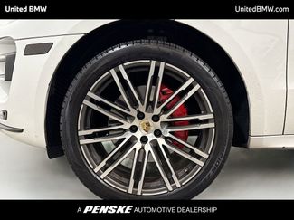 Used 2018 Porsche Macan Turbo video 2