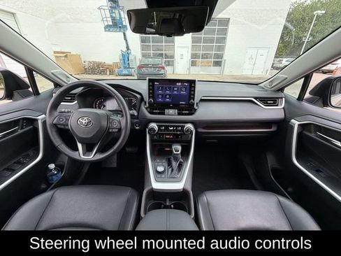 Used 2022 Toyota RAV4 Limited AWD/4WD image 13