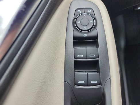 New 2026 Buick Encore GX Avenir w/ Avenir Technology Package FWD image 18