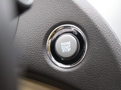 Used 2013 Hyundai Azera LIMITED image 15