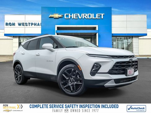 Certified 2023 Chevrolet Blazer LT w/ Convenience Package image 1