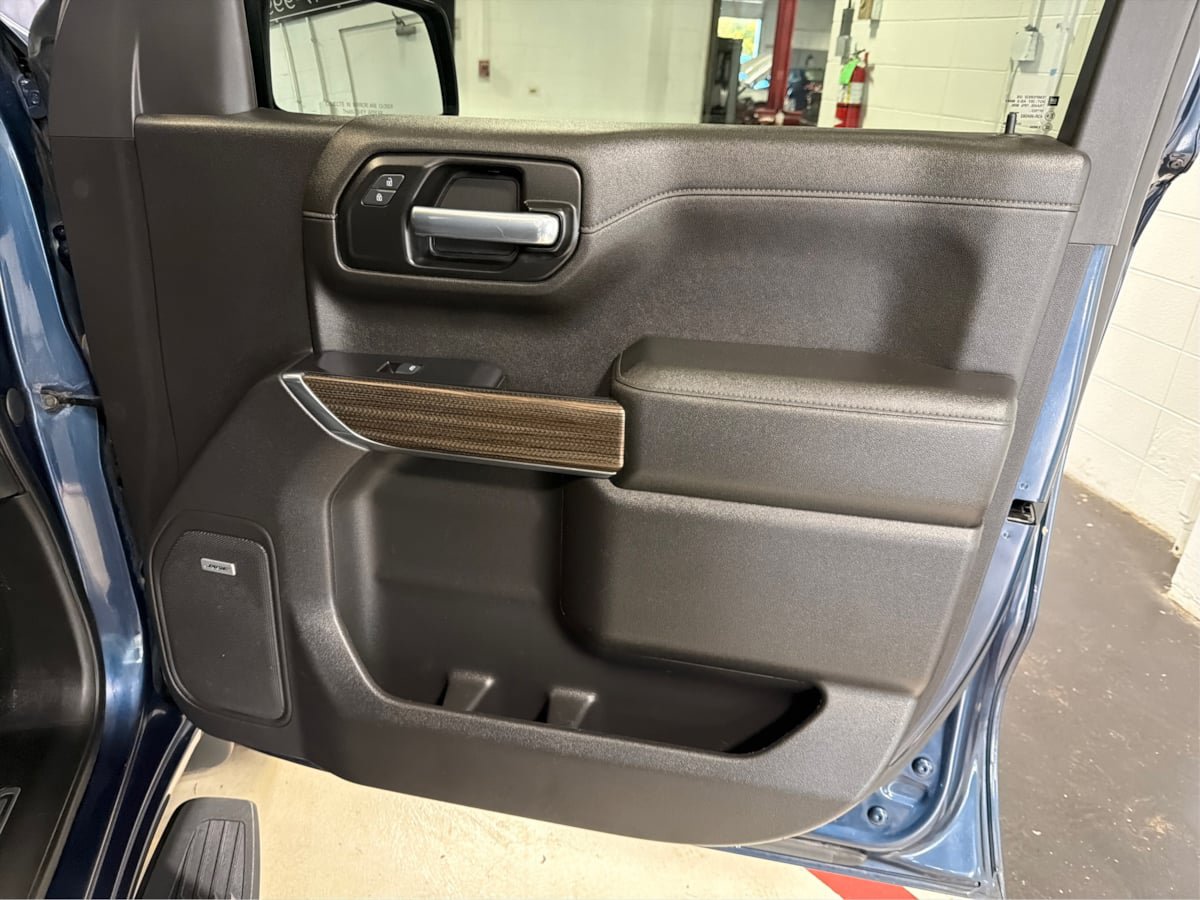 Used 2020 Chevrolet Silverado 1500 RST w/ All-Star Edition AWD/4WD image 23