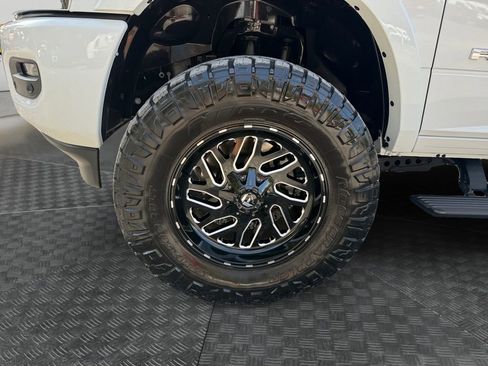 New 2025 RAM 2500 Limited AWD/4WD image 14