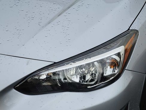 Used 2023 Subaru Crosstrek 2.0i Premium image 9