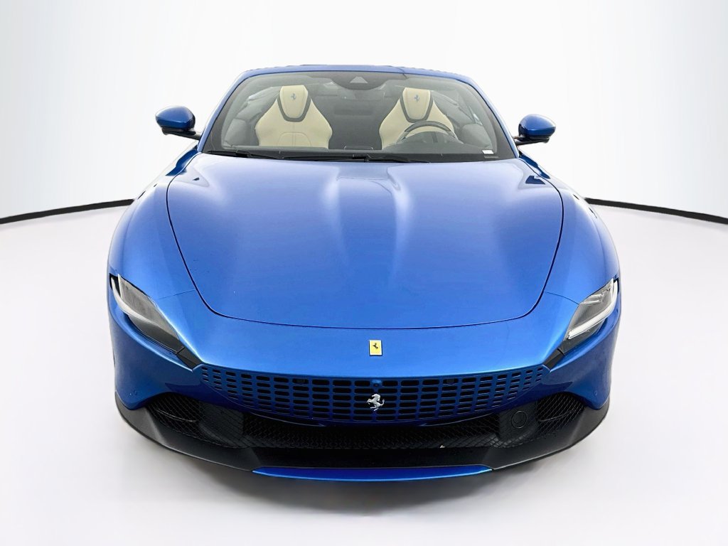 Used 2026 Ferrari Roma Spider RWD image 2