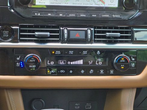 Used 2025 Nissan Pathfinder Platinum AWD/4WD image 39