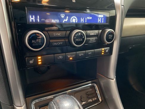 Used 2021 Subaru Ascent Limited w/ Technology Package image 30