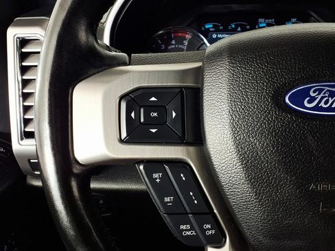 Used 2018 Ford F350 Platinum w/ Platinum Ultimate Package AWD/4WD image 19