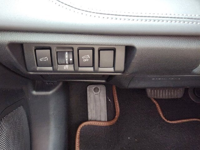 Certified 2025 Subaru Outback Limited AWD/4WD image 23