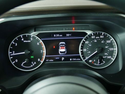 Used 2023 Nissan Rogue S image 22