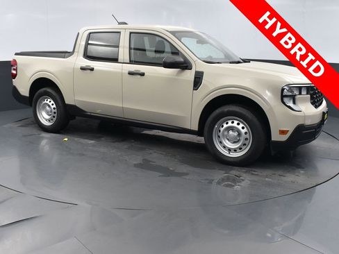 New 2025 Ford Maverick XL image 5