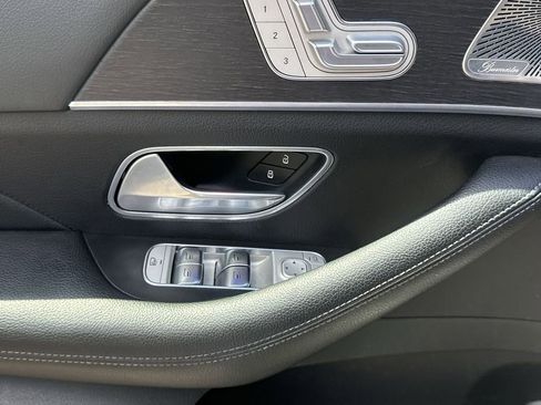 Used 2022 Mercedes-Benz GLS 450 4MATIC image 15