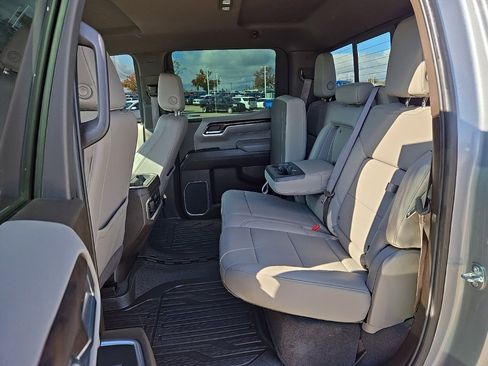 Used 2023 GMC Sierra 1500 SLT w/ SLT Premium Package image 20