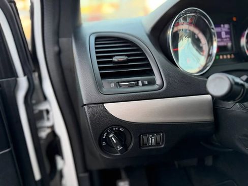 Used 2017 Dodge Grand Caravan GT image 45