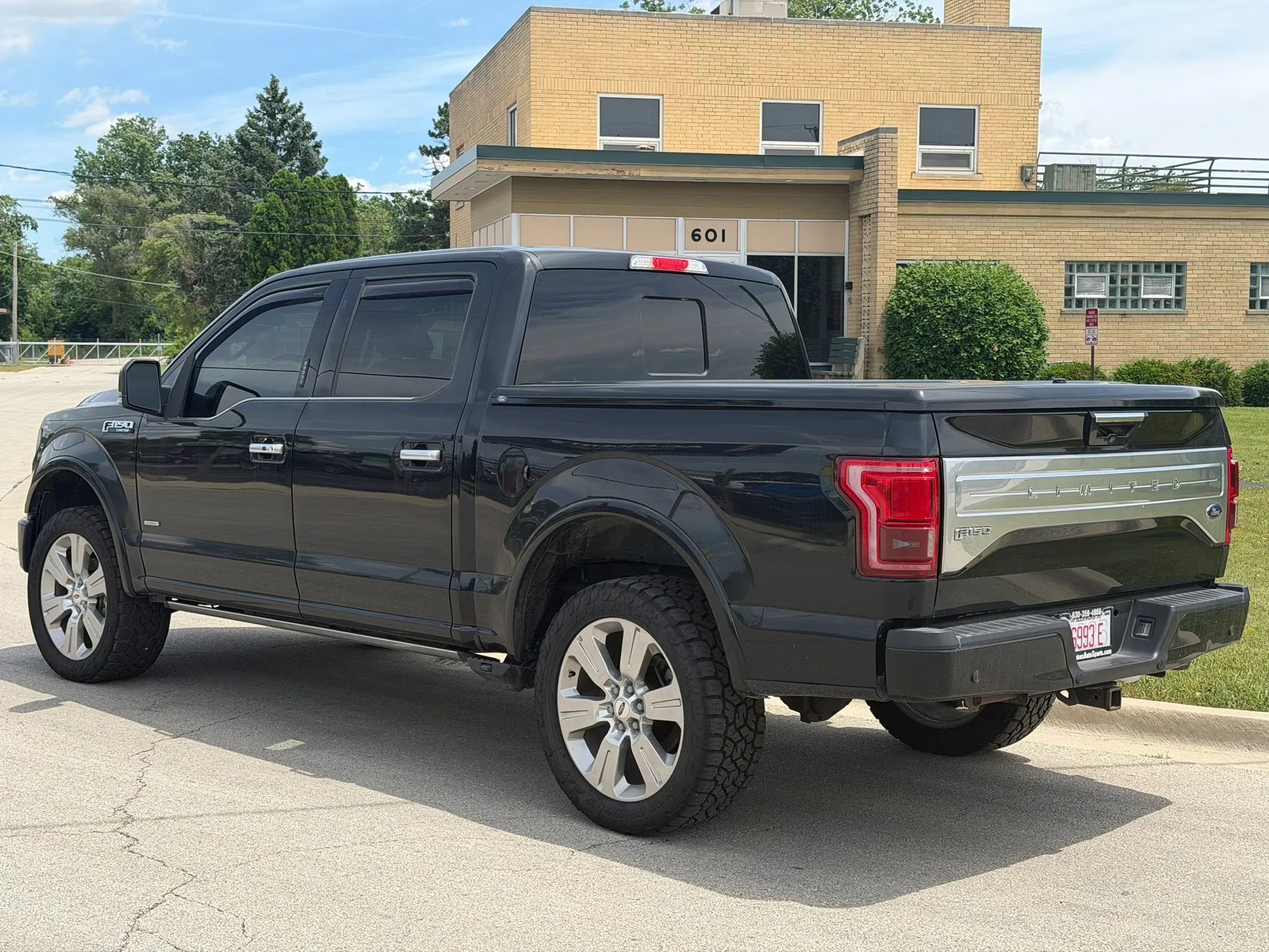 Used 2017 Ford F150 Limited w/ Trailer Tow Package AWD/4WD image 7