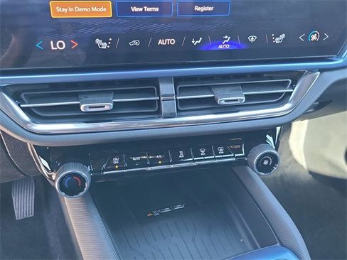 New 2026 Chevrolet Equinox EV LT image 36