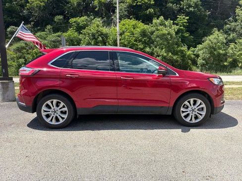Certified 2022 Ford Edge Titanium AWD/4WD image 4