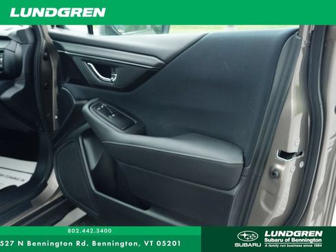 Used 2024 Subaru Outback Premium AWD/4WD image 8