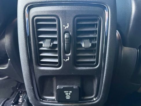Used 2020 Jeep Grand Cherokee Altitude AWD/4WD image 26